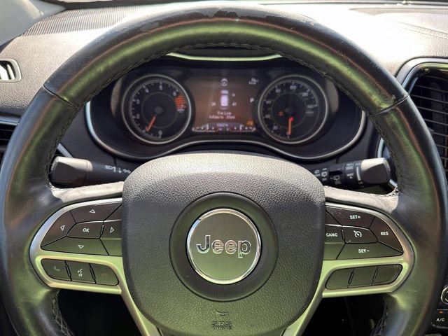Used 2019 Jeep Cherokee Limited FWD image 18