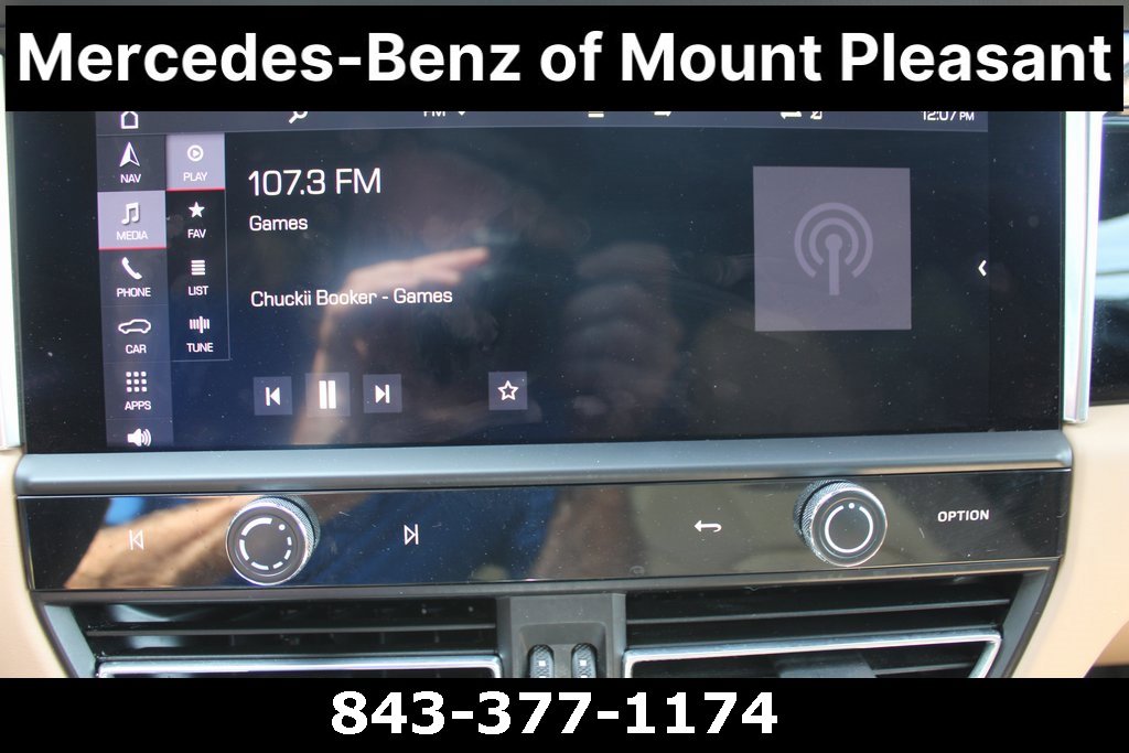 Used 2022 Porsche Macan image 44