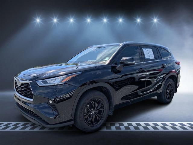Used 2020 Toyota Highlander XLE AWD/4WD image 7