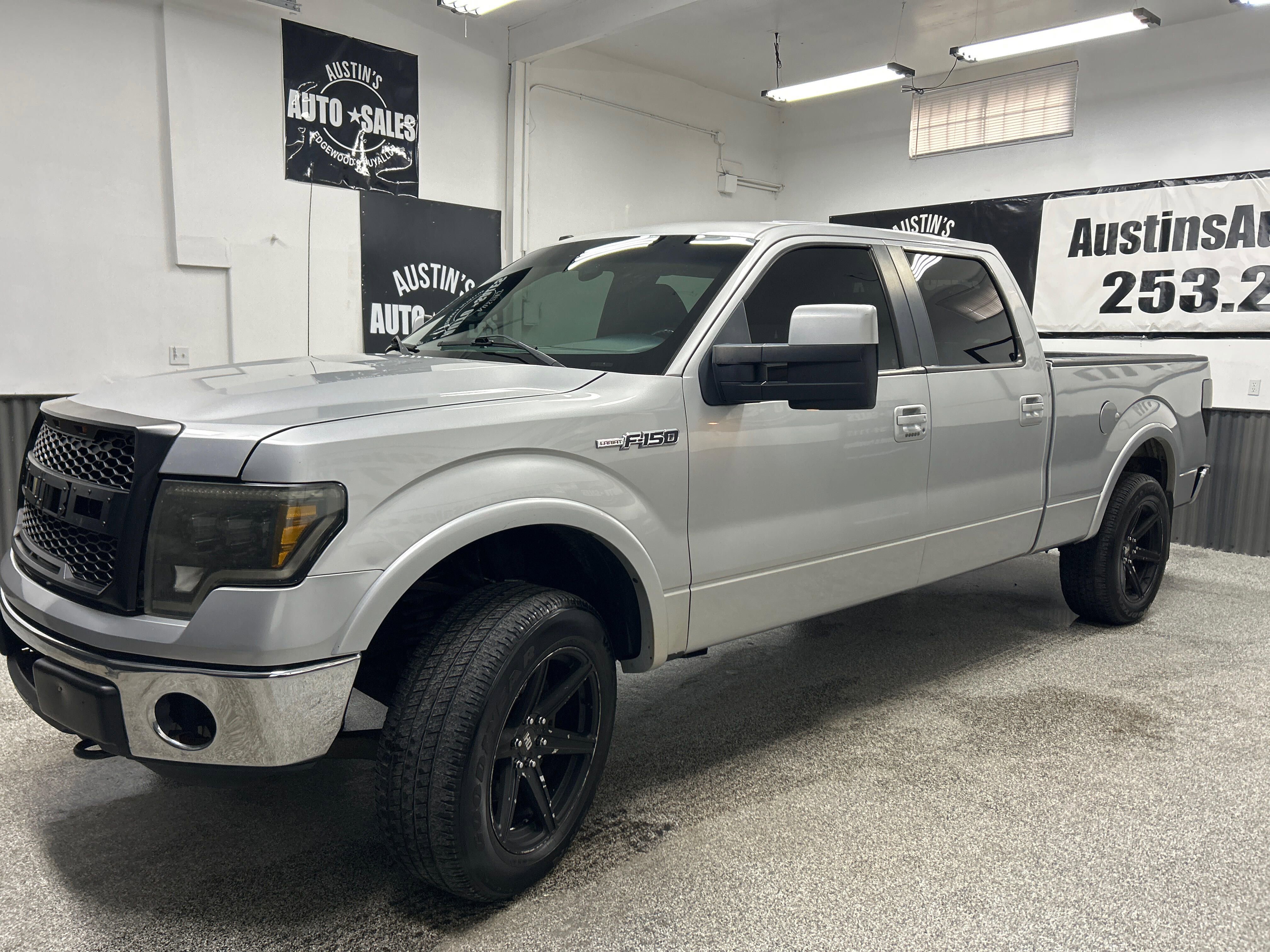 Used 2010 Ford F150 Lariat AWD/4WD image 3