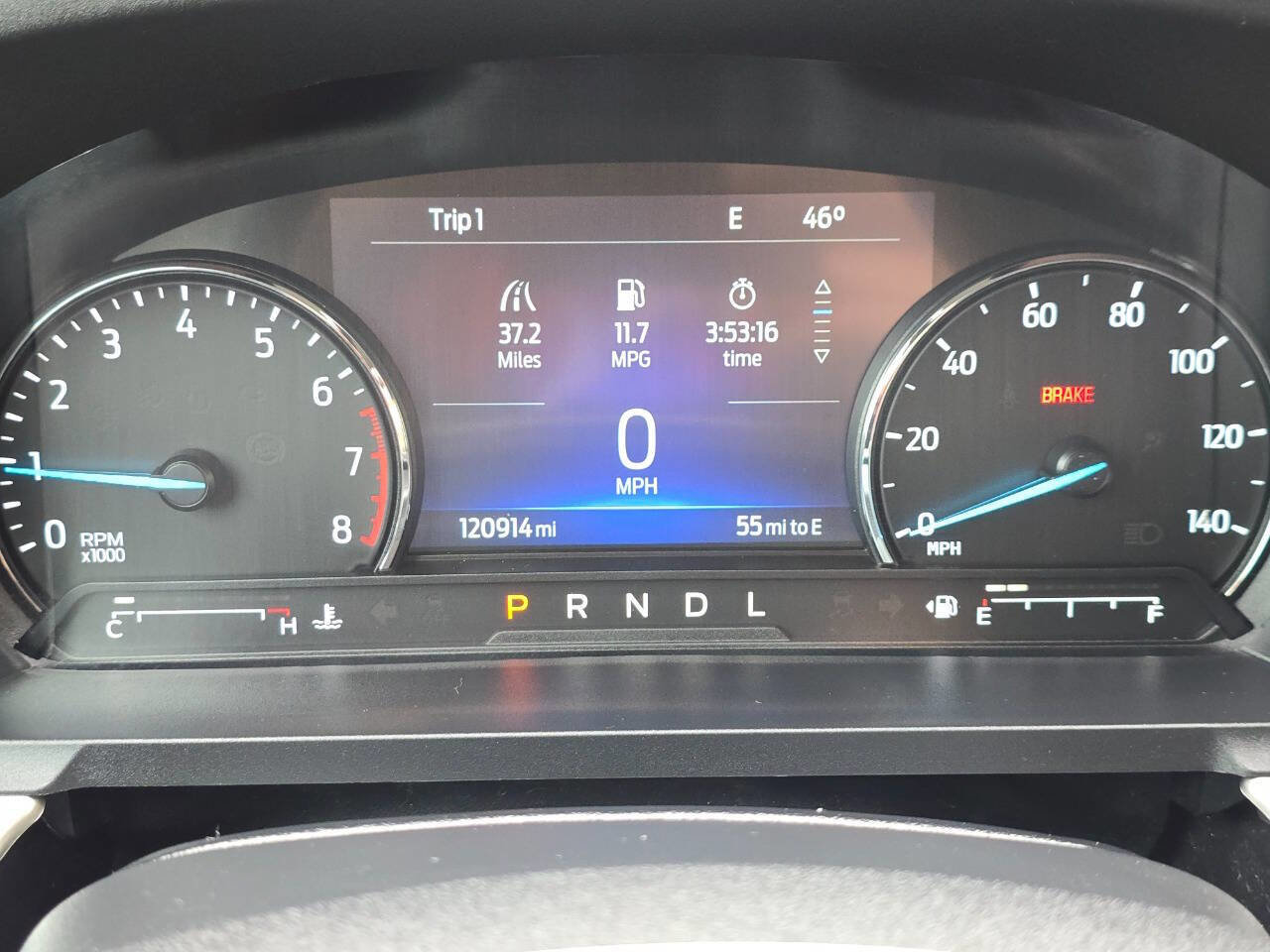 Used 2022 Ford Explorer XLT image 30