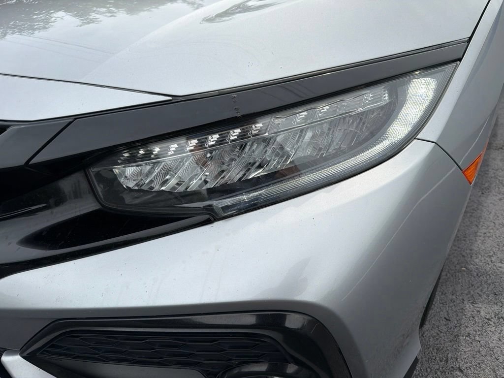 Used 2018 Honda Civic Sport Touring image 9