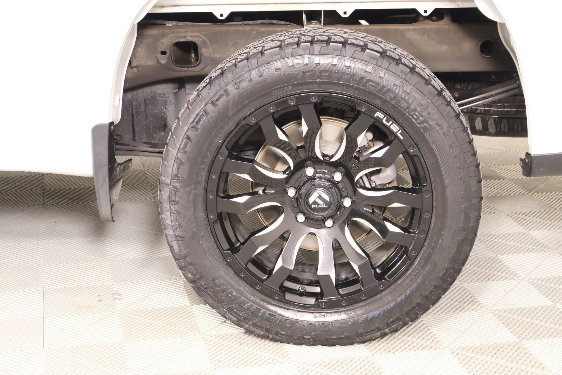 Used 2020 Chevrolet Silverado 1500 RST w/ Texas Edition AWD/4WD image 18