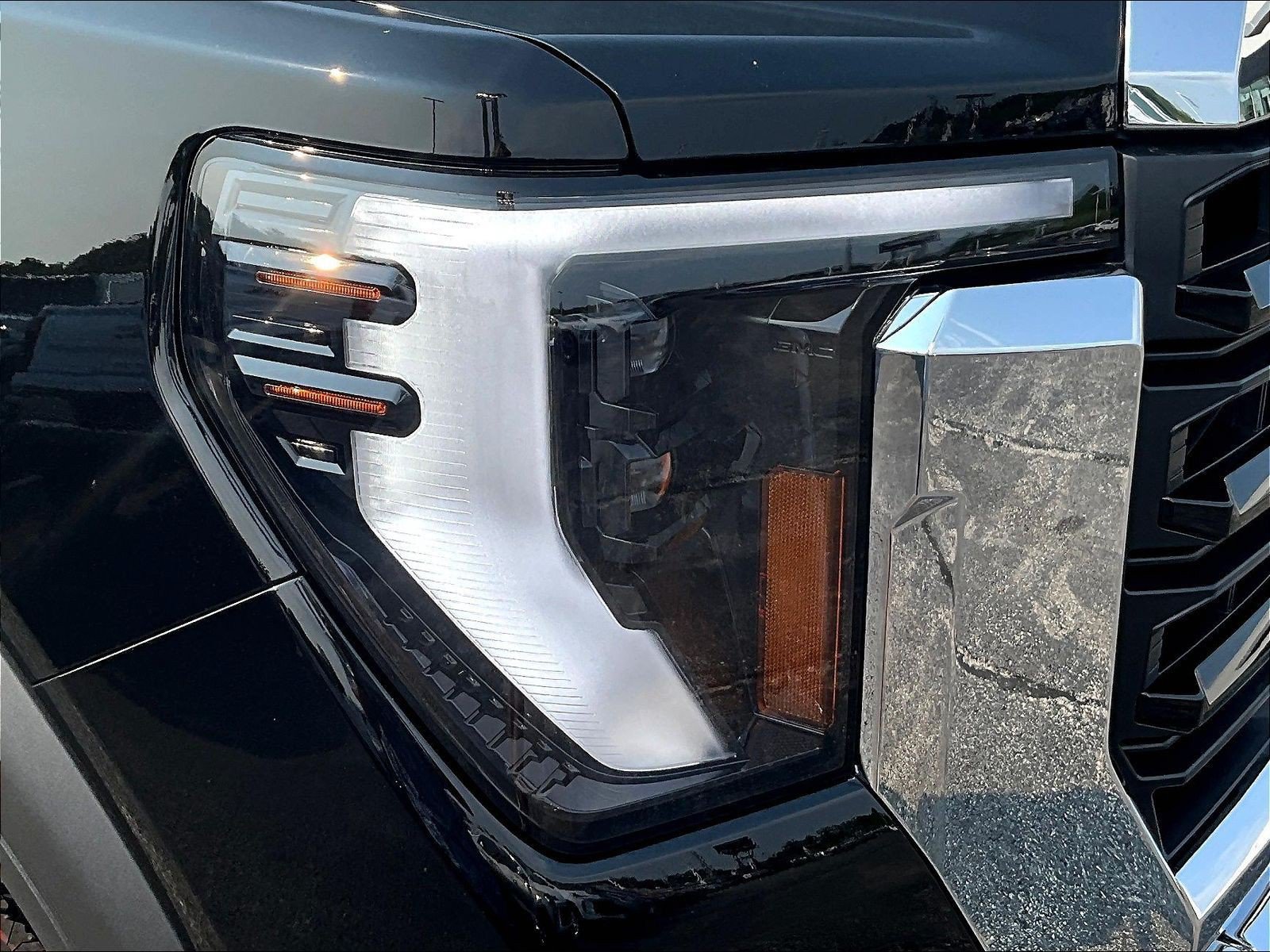 New 2026 GMC Sierra 2500 Pro w/ Convenience Package AWD/4WD image 8
