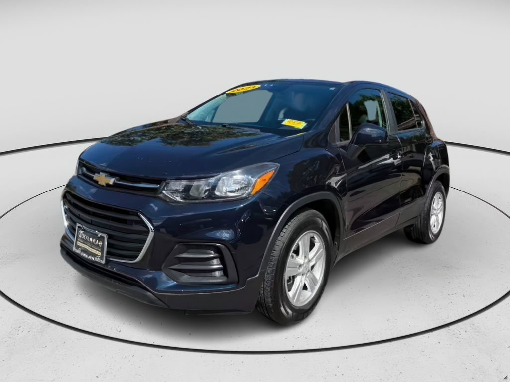 Used 2021 Chevrolet Trax LS w/ Tint and Cruise Package image 7