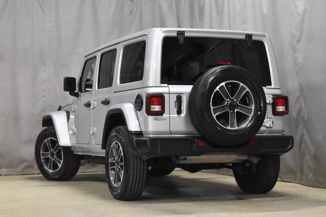 Used 2023 Jeep Wrangler Sahara image 7
