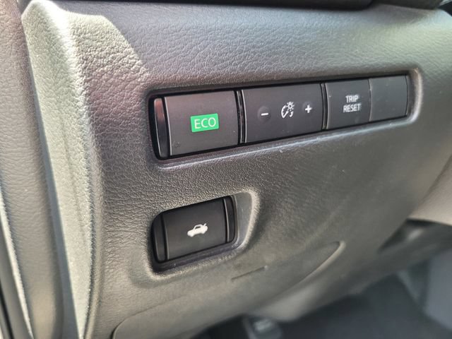 Certified 2025 Nissan Sentra S w/ Lighting Package FWD image 19