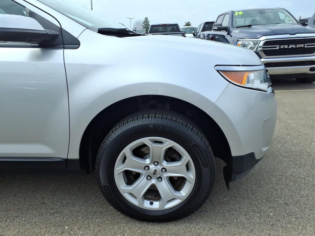 Used 2014 Ford Edge SEL FWD image 22