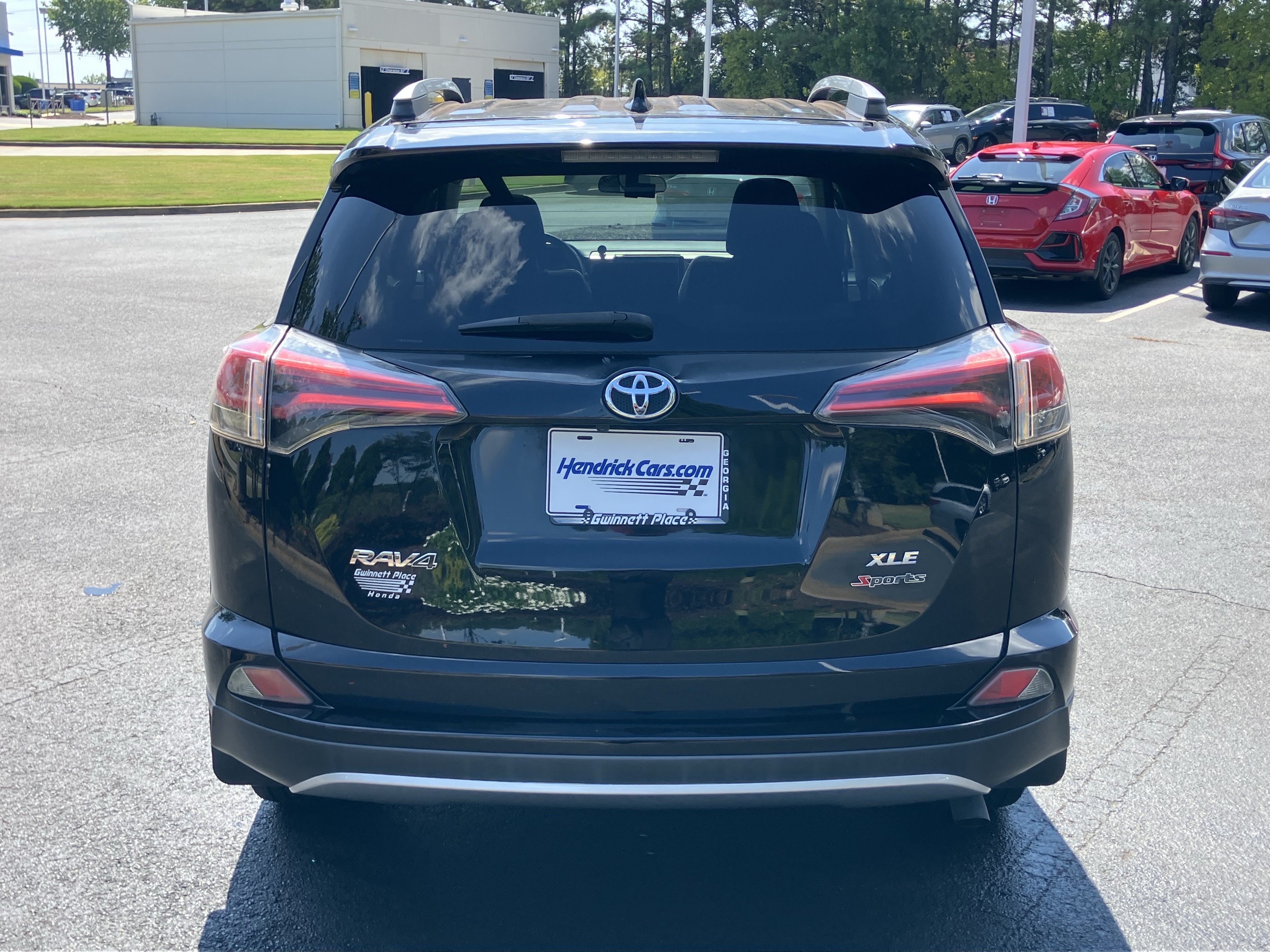 Used 2016 Toyota RAV4 XLE FWD image 9