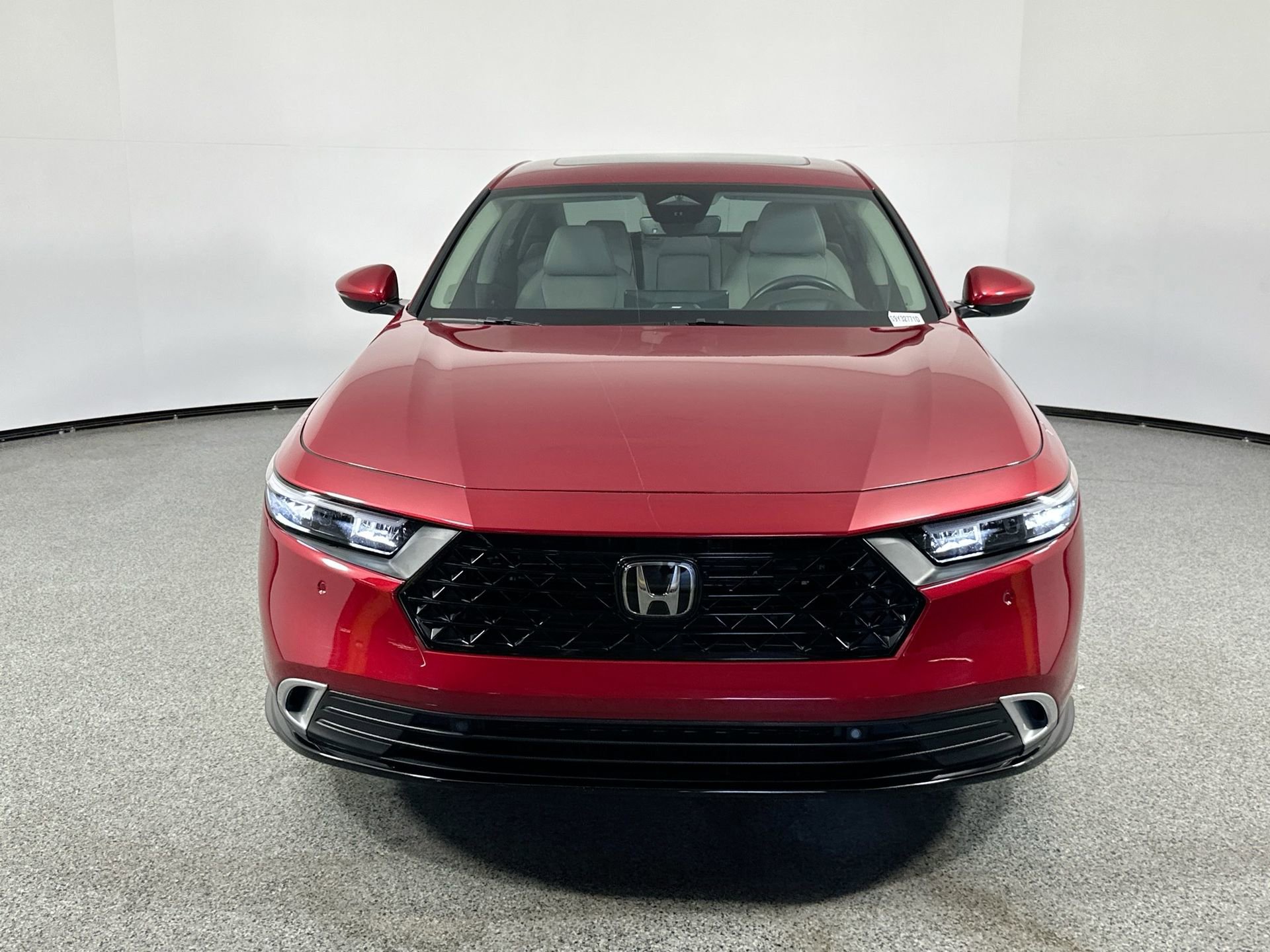 Used 2024 Honda Accord Touring image 2