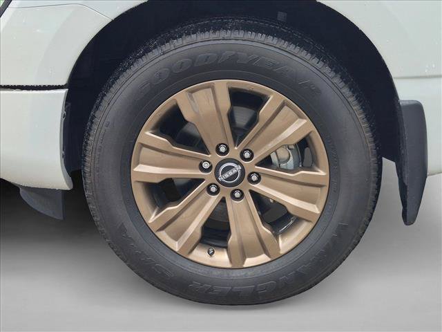 Used 2024 Nissan Titan SV w/ SV Bronze Edition Package RWD image 23