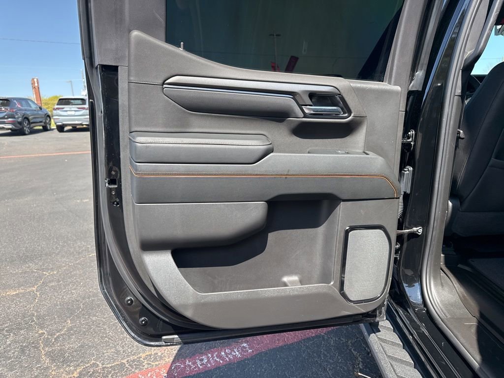Used 2025 GMC Sierra 1500 AT4 w/ AT4 Premium Package AWD/4WD image 33