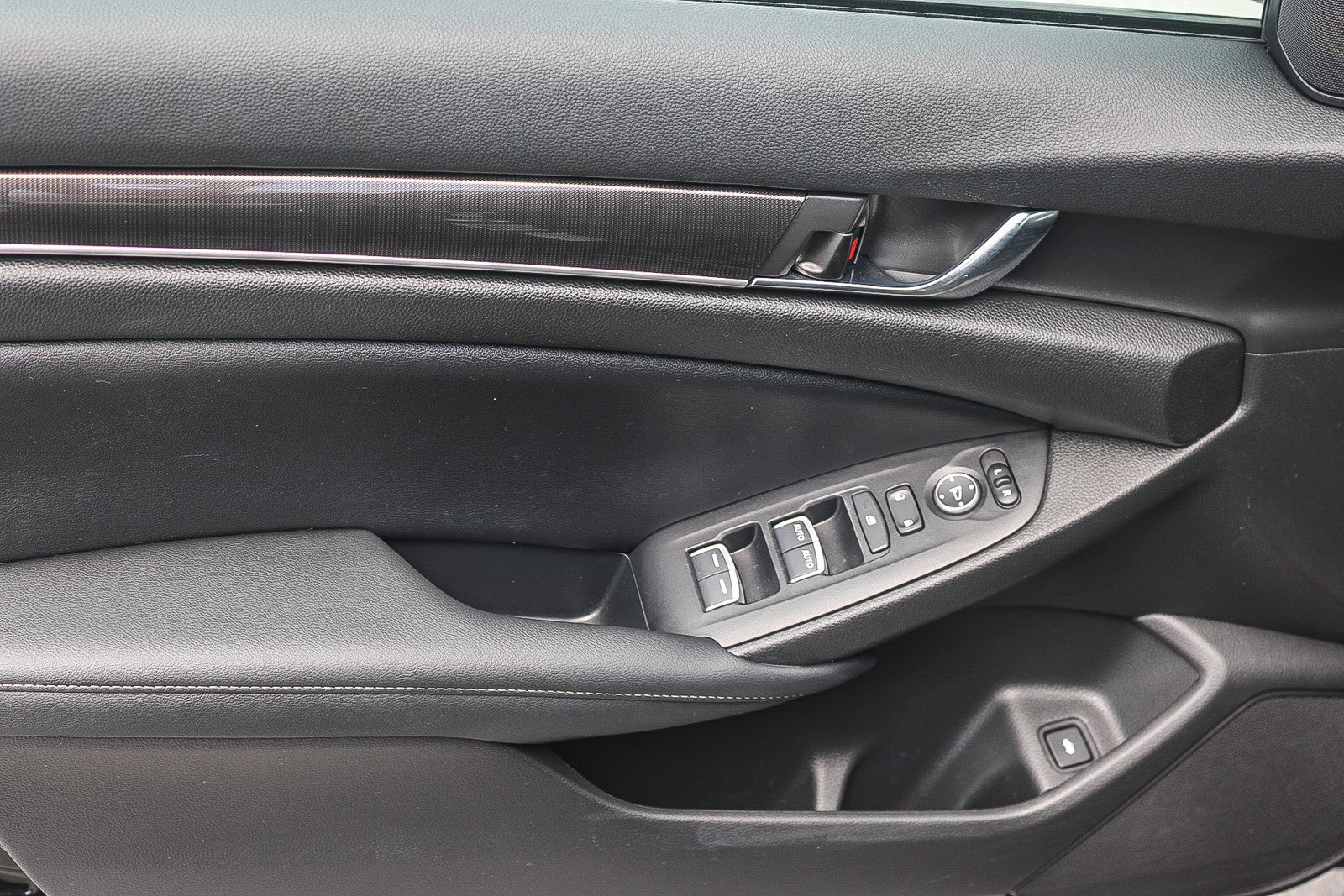 Used 2022 Honda Accord Sport image 21