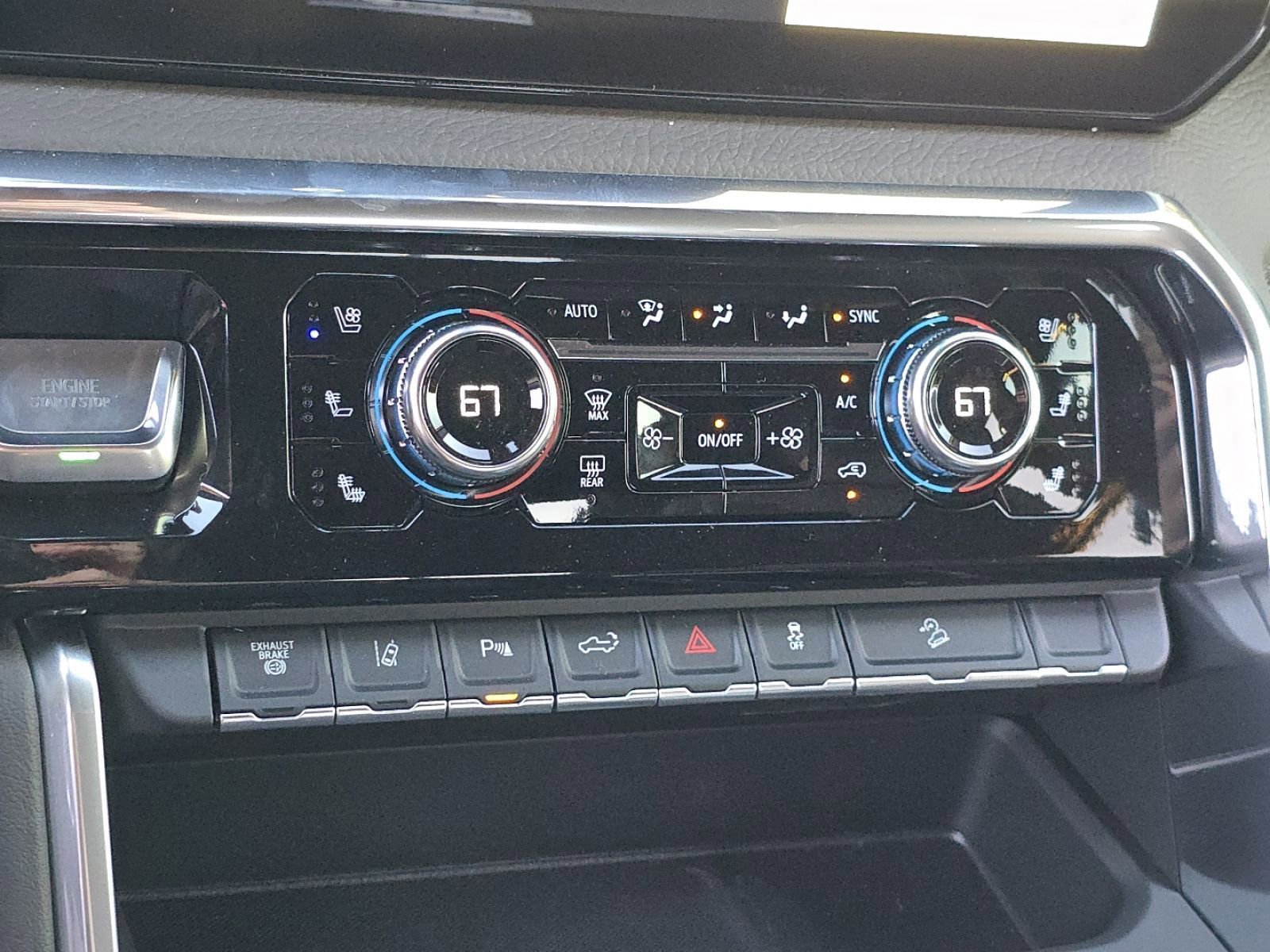 New 2026 GMC Sierra 2500 Denali w/ Denali Reserve Package image 14