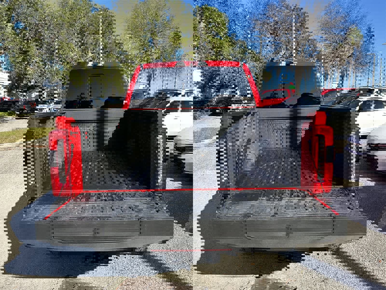 Used 2025 Ford F250 Lariat w/ Lariat Ultimate Package image 19