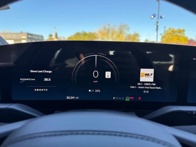 Used 2023 Lucid Air Touring image 11