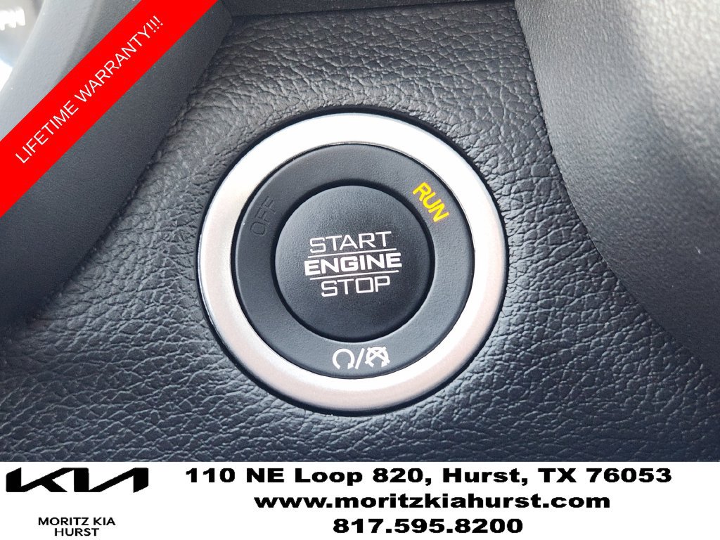 Used 2025 RAM 2500 Big Horn AWD/4WD image 24