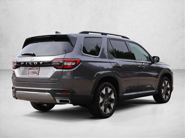 New 2026 Honda Pilot Touring image 5