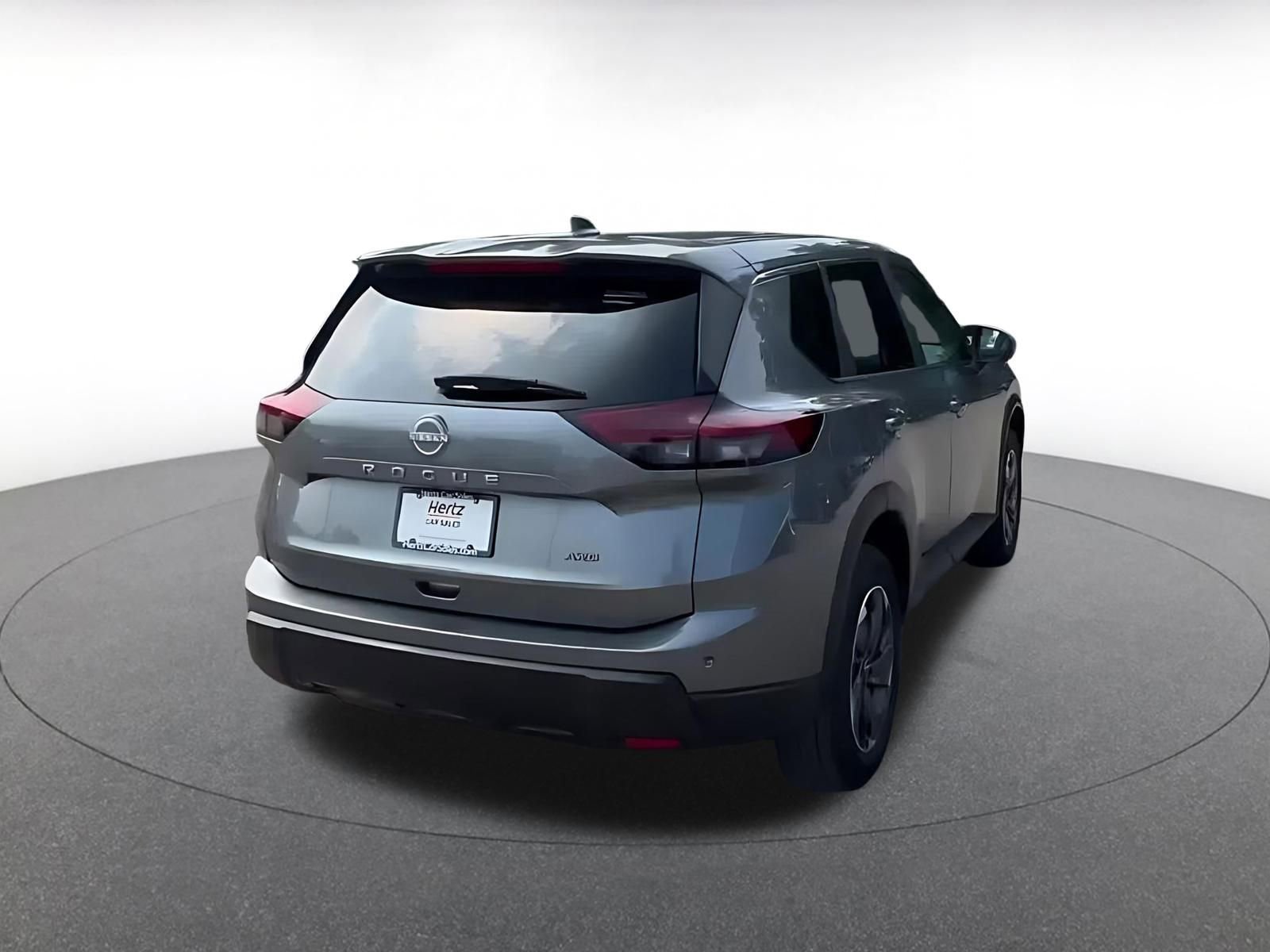 Used 2025 Nissan Rogue SV AWD/4WD image 14