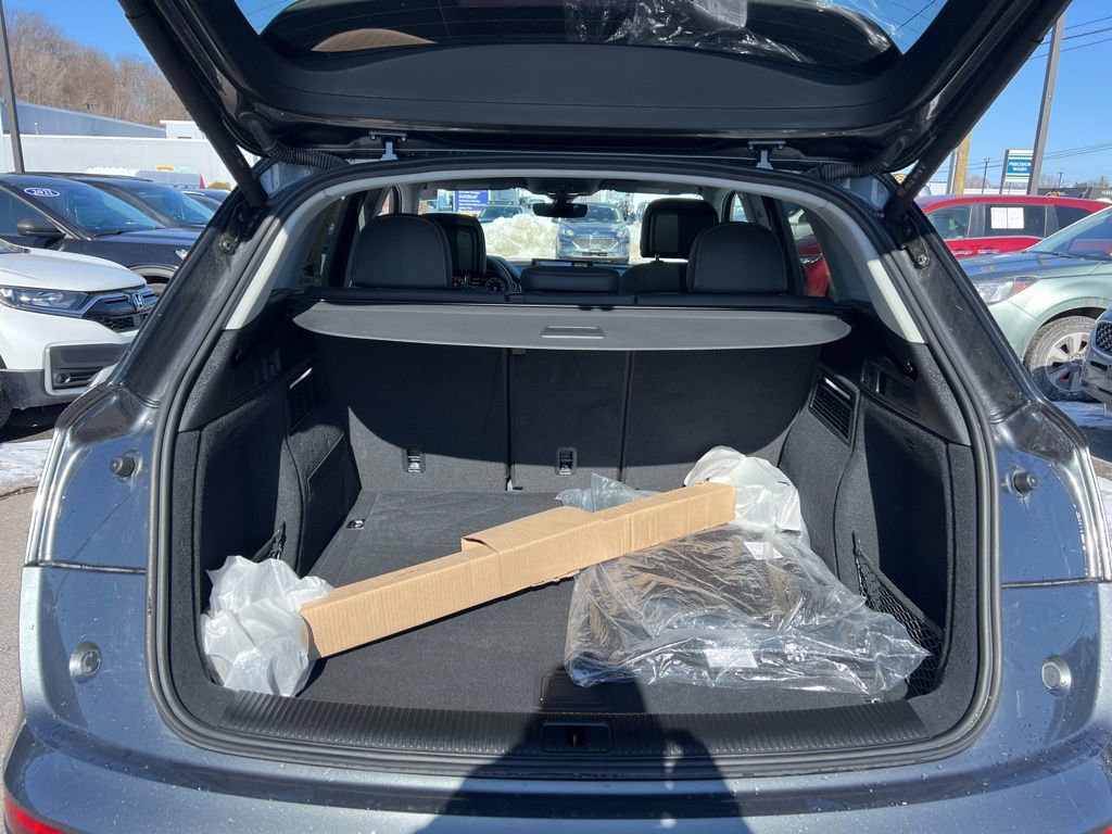 Used 2022 Audi Q5 2.0T Premium Plus w/ Premium Plus Package image 26