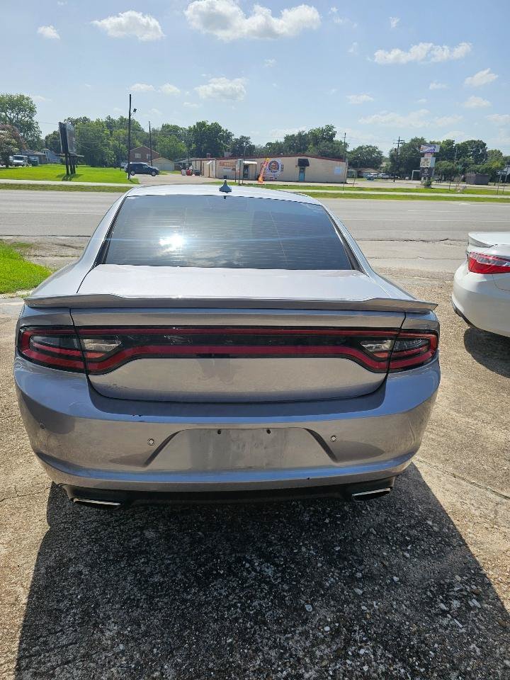 Used 2015 Dodge Charger SE w/ Popular Equipment Group RWD image 18