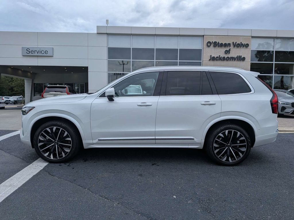 Certified 2026 Volvo XC90 B5 Plus w/ Protection Package Premier AWD/4WD image 3