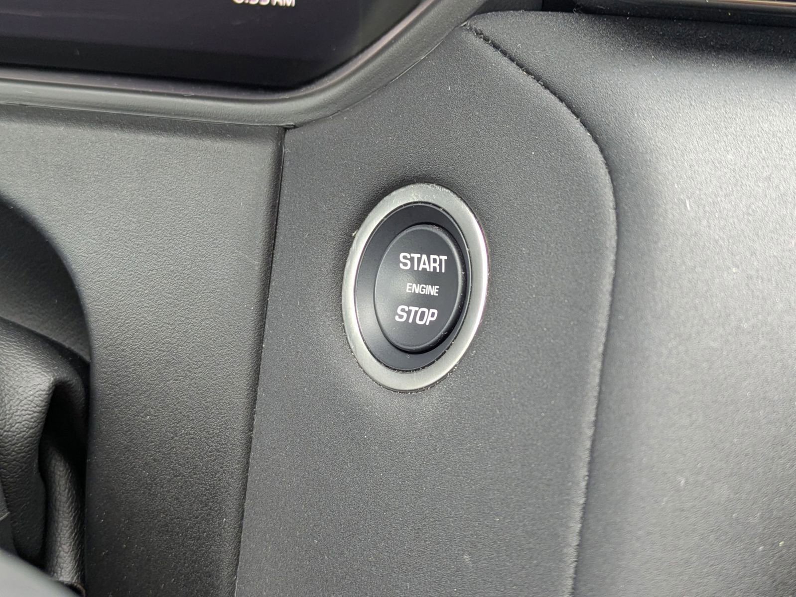 Used 2026 Land Rover Range Rover Velar S image 21