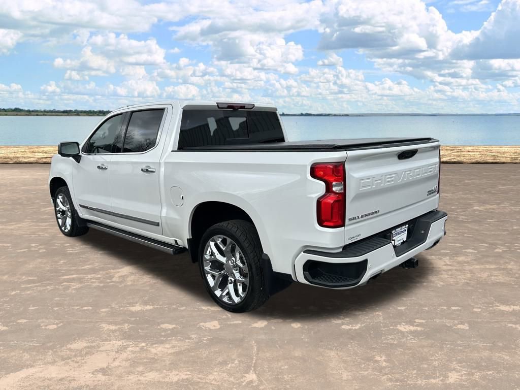 Used 2022 Chevrolet Silverado 1500 High Country w/ High Country Premium Package image 10