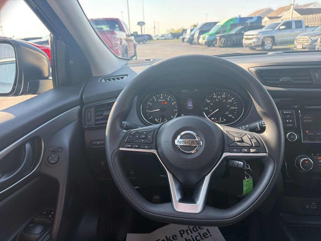 Used 2020 Nissan Rogue Sport S AWD/4WD image 14