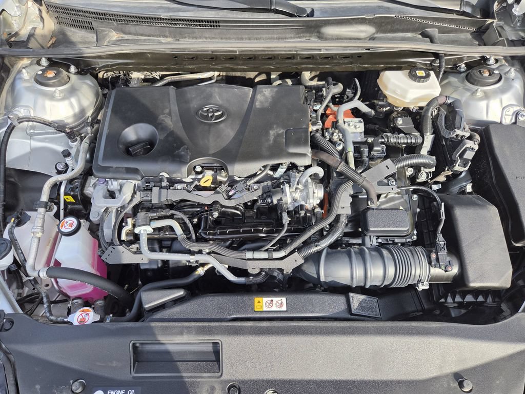 Used 2025 Toyota Camry LE FWD image 30