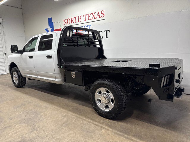 Used 2024 RAM 2500 Tradesman w/ Chrome Appearance Group AWD/4WD image 9