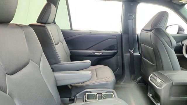 Used 2026 Lexus TX 500h AWD w/ Technology Package image 24