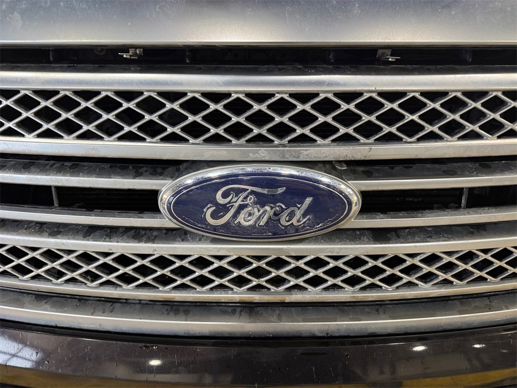 Used 2013 Ford F150 Platinum image 32
