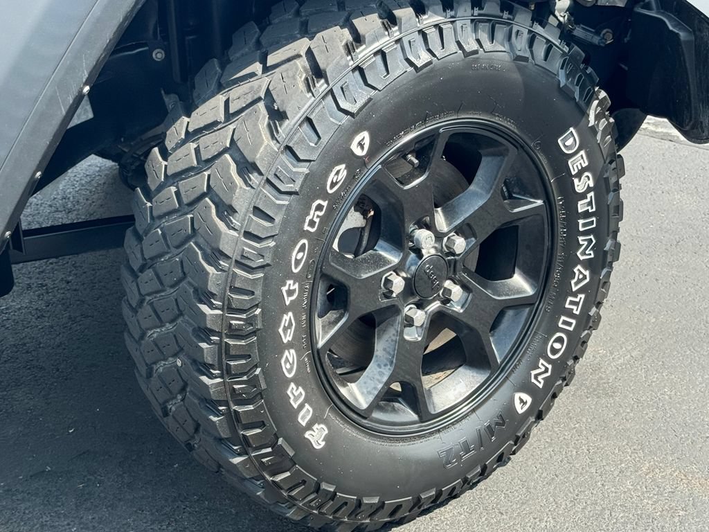 Used 2023 Jeep Wrangler Willys AWD/4WD image 9