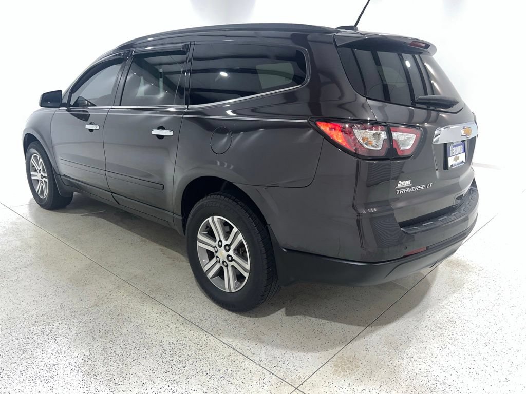 Used 2016 Chevrolet Traverse LT FWD image 3