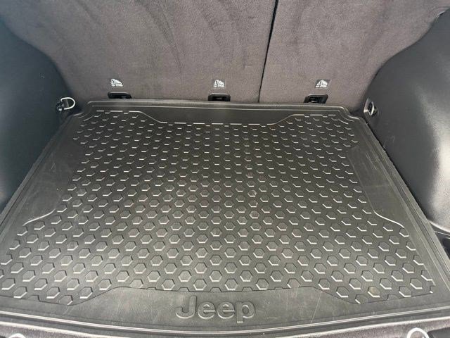 Used 2020 Jeep Compass Sport w/ Cold Weather Group AWD/4WD image 16