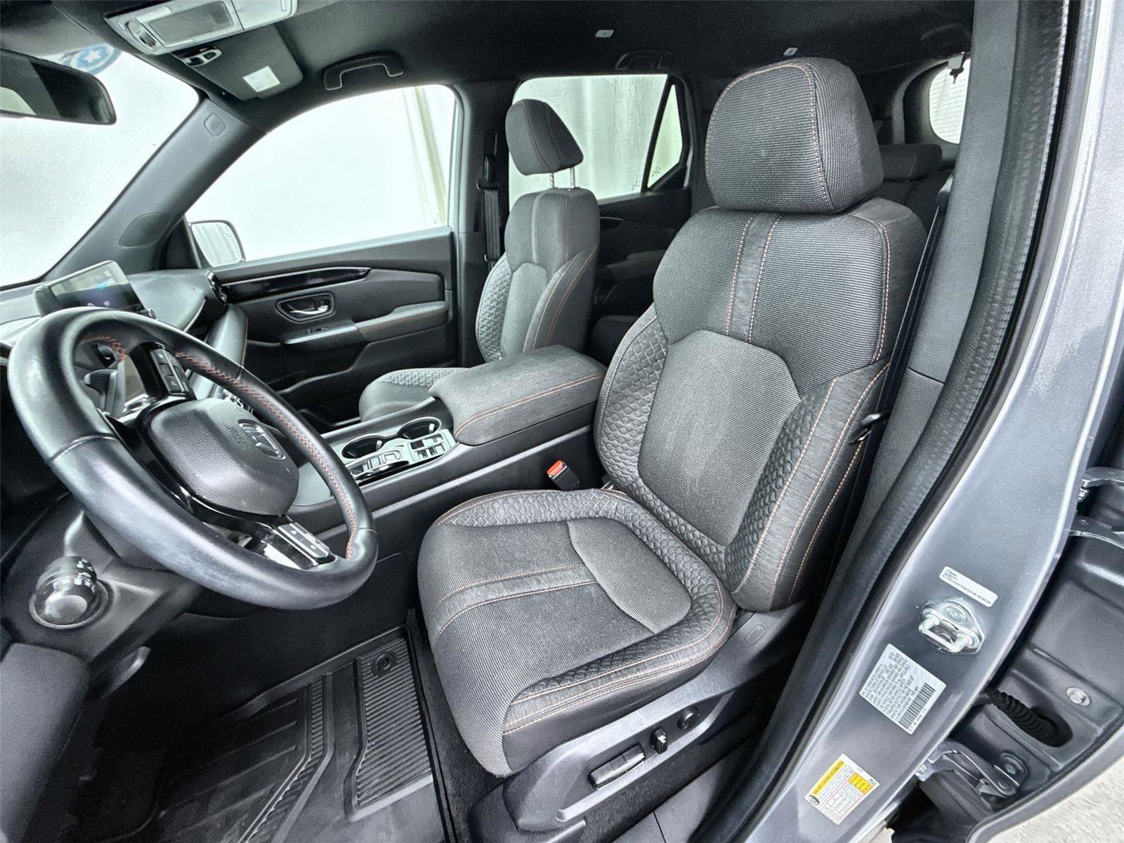 Certified 2023 Honda Pilot Sport image 19