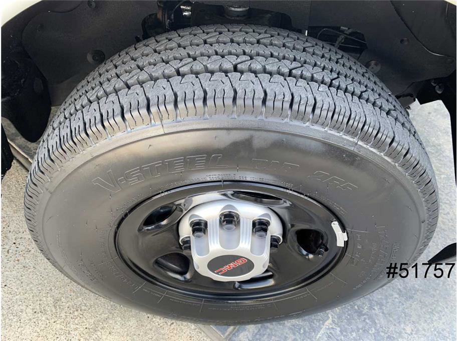 Used 2023 GMC Savana 3500 Cutaway Van w/ School Bus Package image 17