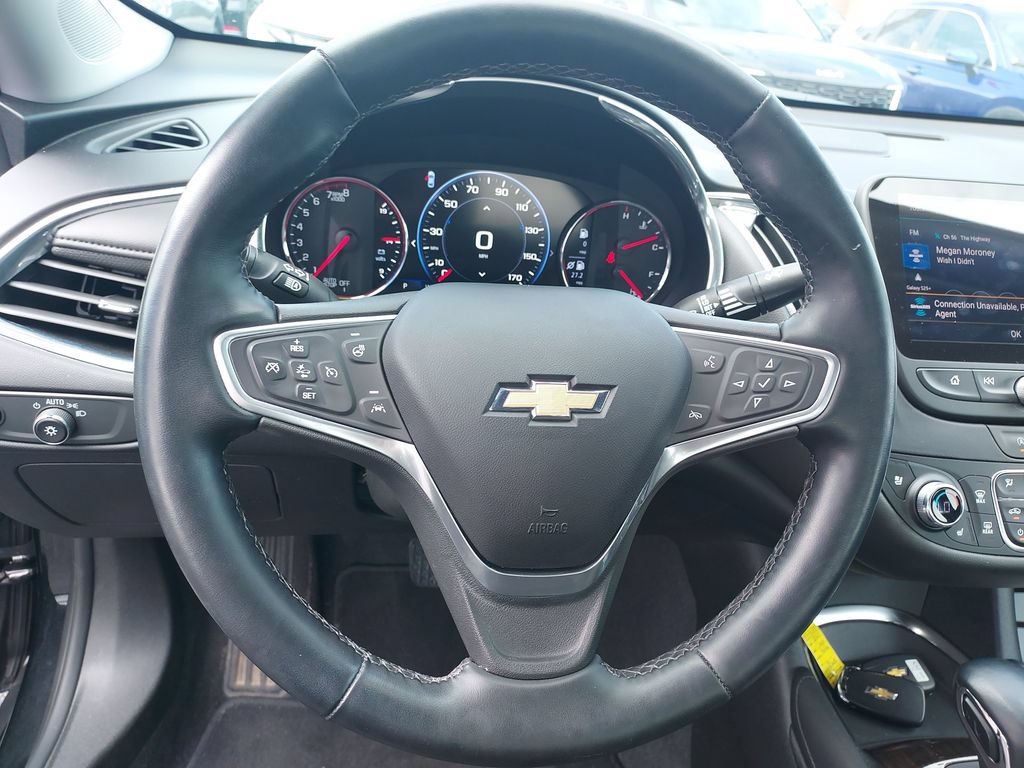 Used 2023 Chevrolet Malibu LT w/ Redline Edition FWD image 17