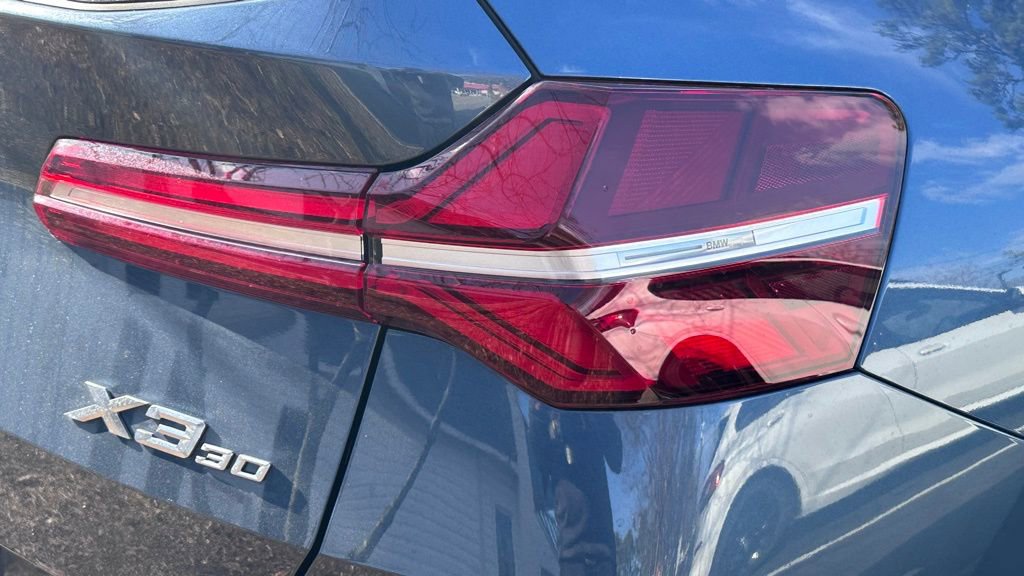 Used 2025 BMW X3 xDrive30i w/ Premium Package image 11