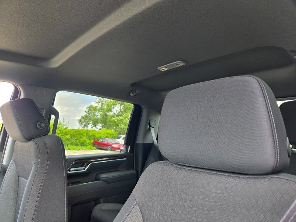 New 2026 GMC Sierra 2500 SLE w/ SLE Value Package; AWD/4WD image 5