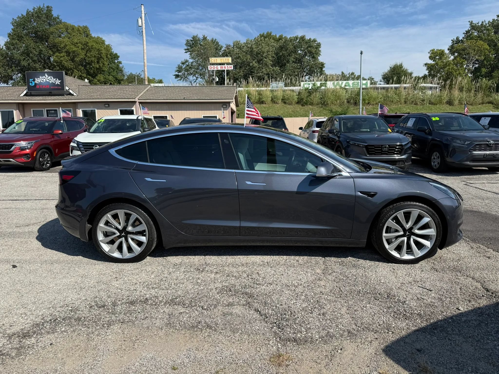 Used 2018 Tesla Model 3 Long Range AWD/4WD image 3