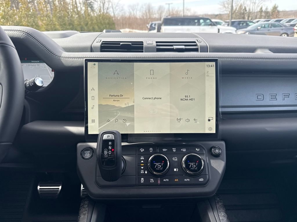 New 2026 Land Rover Defender 110 OCTA AWD/4WD image 23