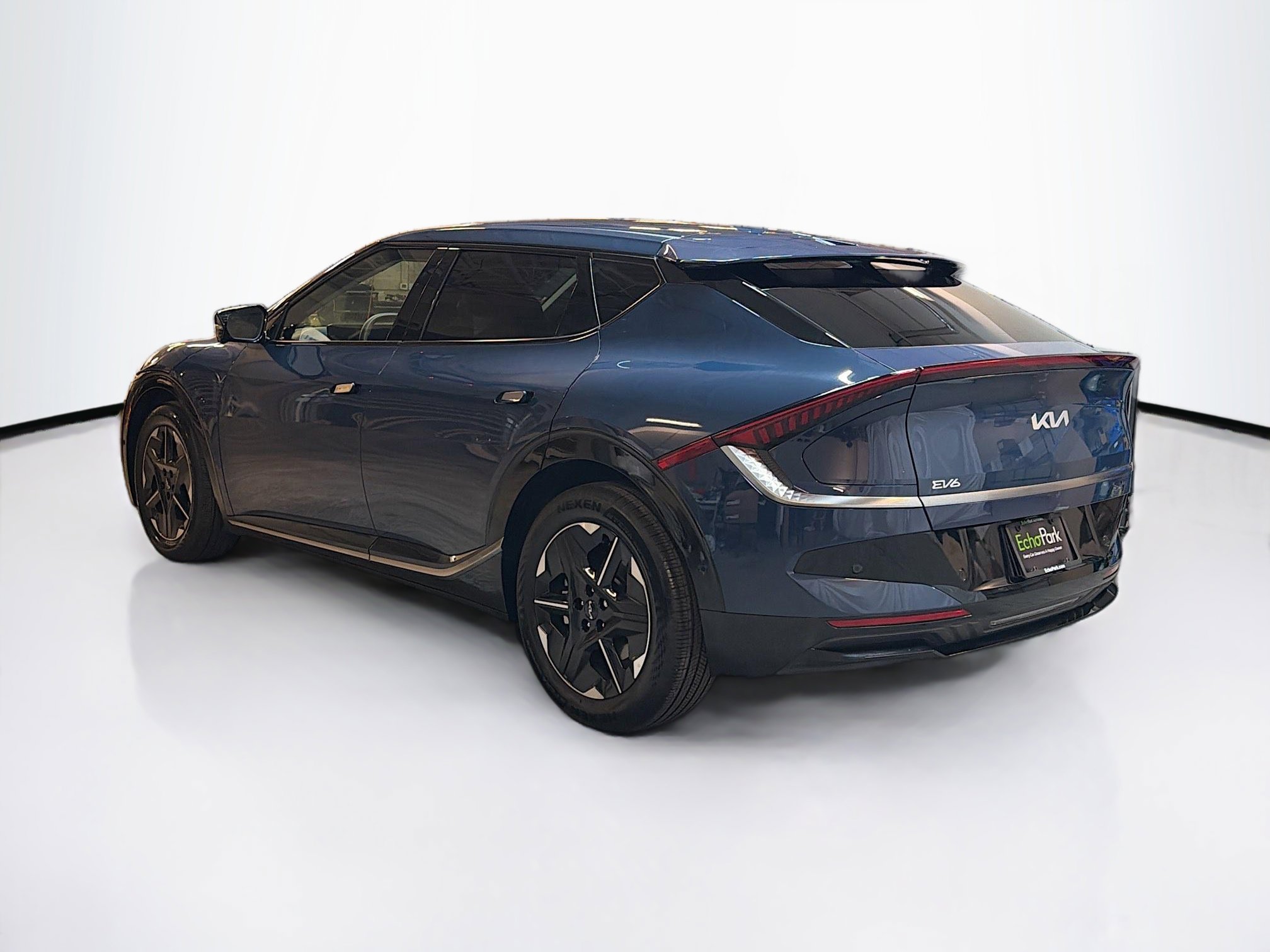 Used 2025 Kia EV6 Wind image 5