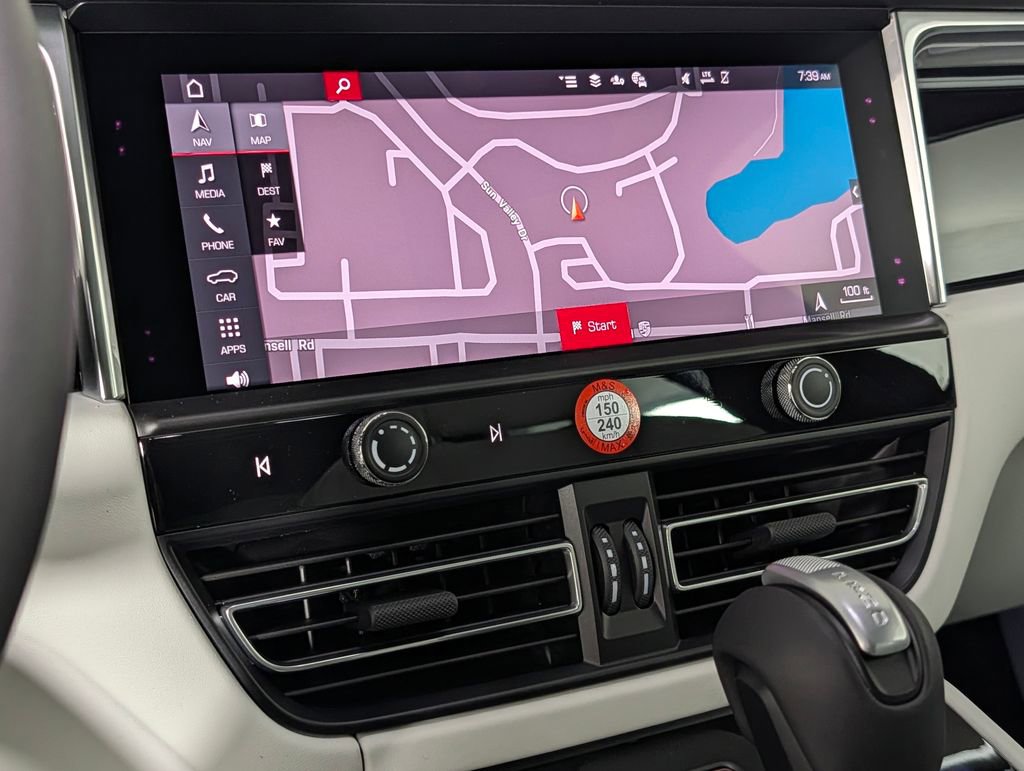 New 2026 Porsche Macan Turbo AWD/4WD image 33