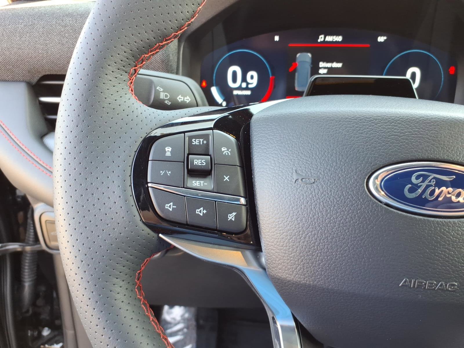 Certified 2025 Ford Explorer ST-Line w/ Premium Package image 15