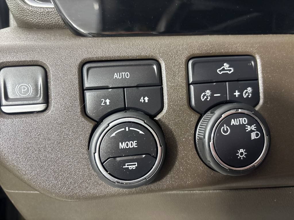 Used 2023 Chevrolet Silverado 1500 LT w/ Max Trailering Package AWD/4WD image 23