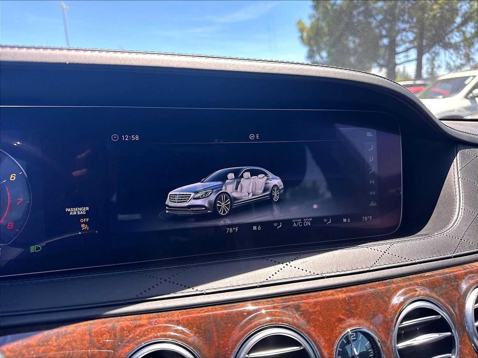 Used 2018 Mercedes-Benz S 560 Sedan image 23