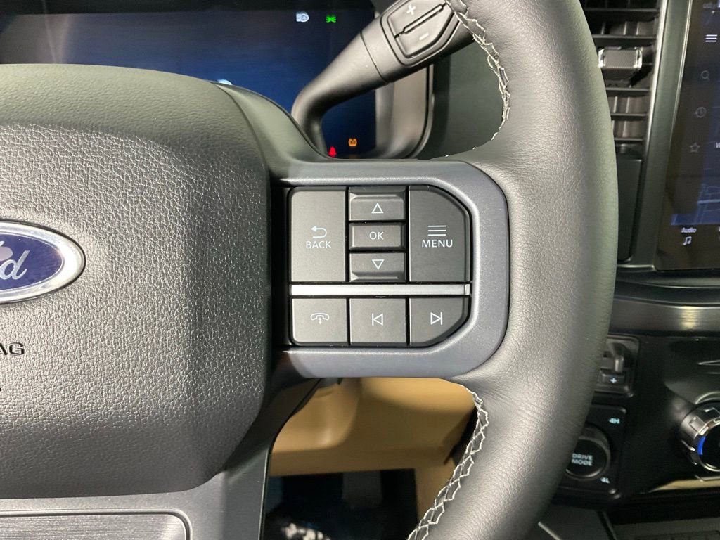 New 2026 Ford F250 Lariat w/ Chrome Package image 25