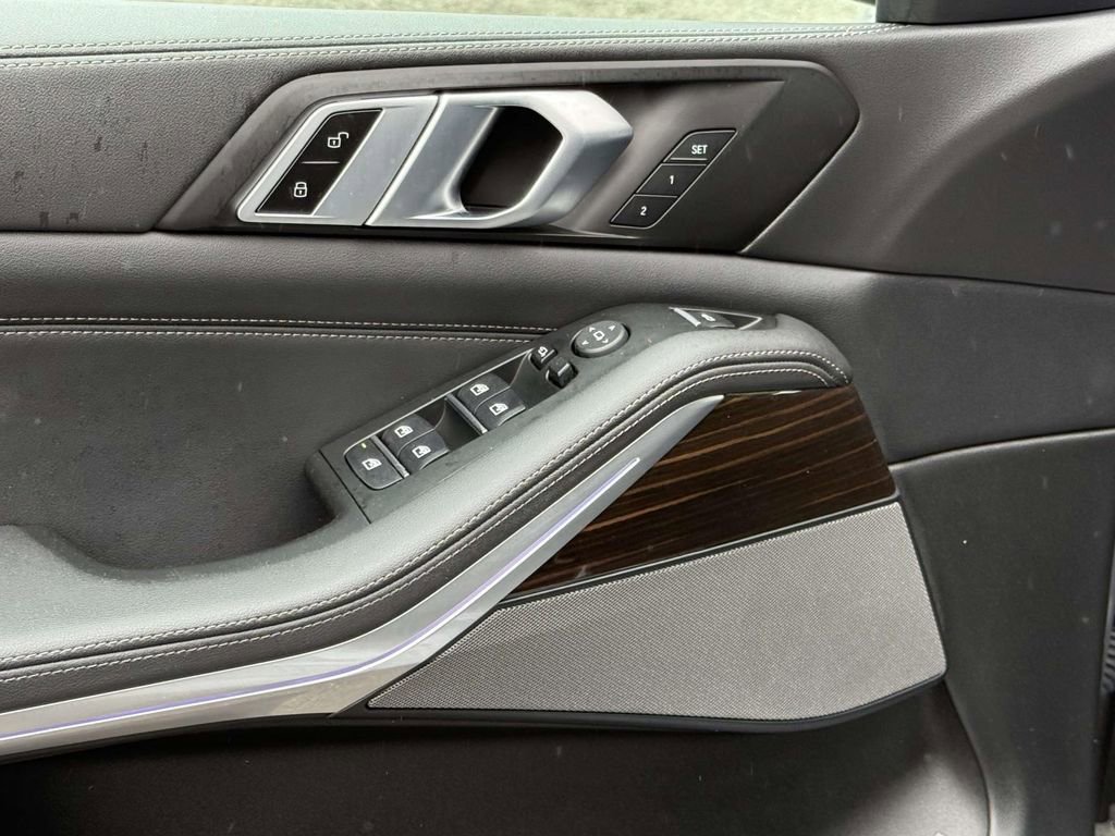 Used 2024 BMW X5 xDrive50e w/ M Sport Package image 16